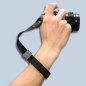 Preview: Peak Design Cuff black Handschlaufe (Handgelenkschlaufe) - z.B. für DSLR-Kamera, Systemkamera oder Kompaktkamera