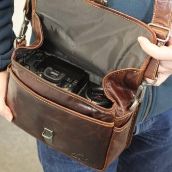 Leder Fototasche Alpenleder Presse Brandy echt Leder Tasche in braun für Systemkameras Evilkameras Kameratasche lal