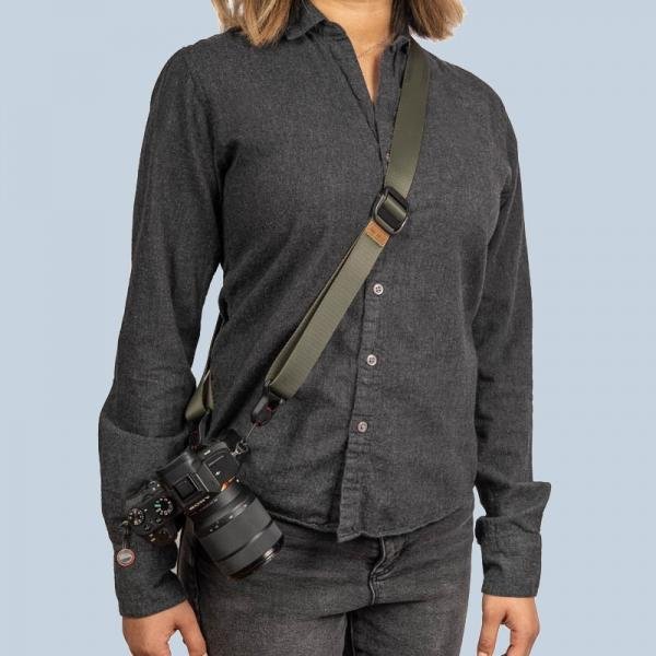 Peak Design Slide Lite Sage salbeigrün - Kameragurt grün für Einsteiger-DSLRs und größere spiegellose Systemkameras