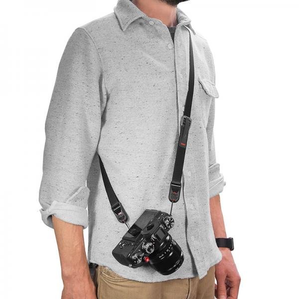 Peak Design Leash Black - Multifunktionaler Kameragurt B-Ware (Verpackung beschädigt)